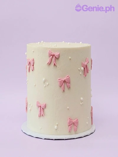 Bow Dream Catcher Cake Design