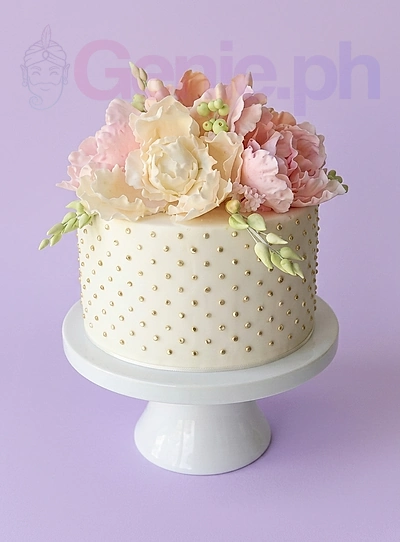 Floral Peony Gundam Cake Design