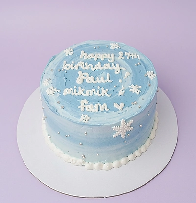 White Starwars Cake Design