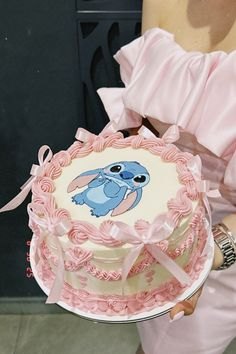 Stitch Cake Stitch Cake