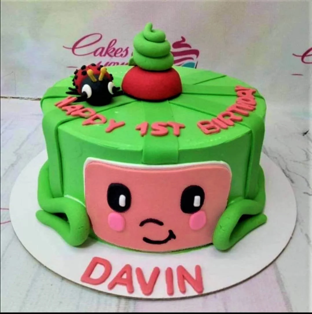 Cocomelon Lady Bug Cake Design
