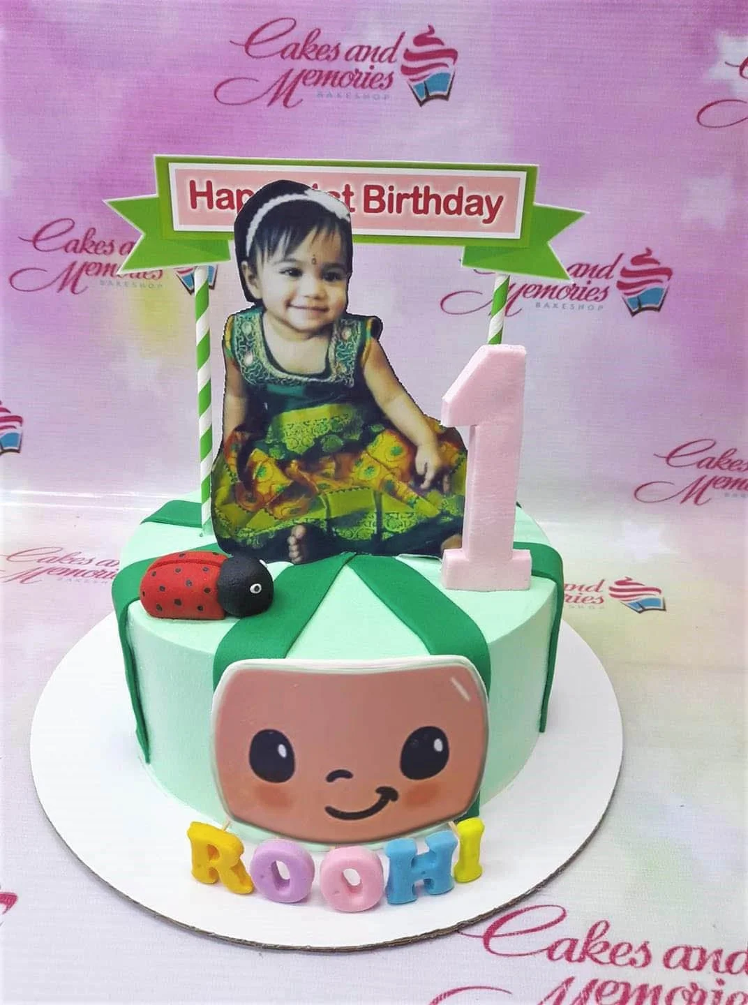 Cocomelon Lady Bug Cake Design