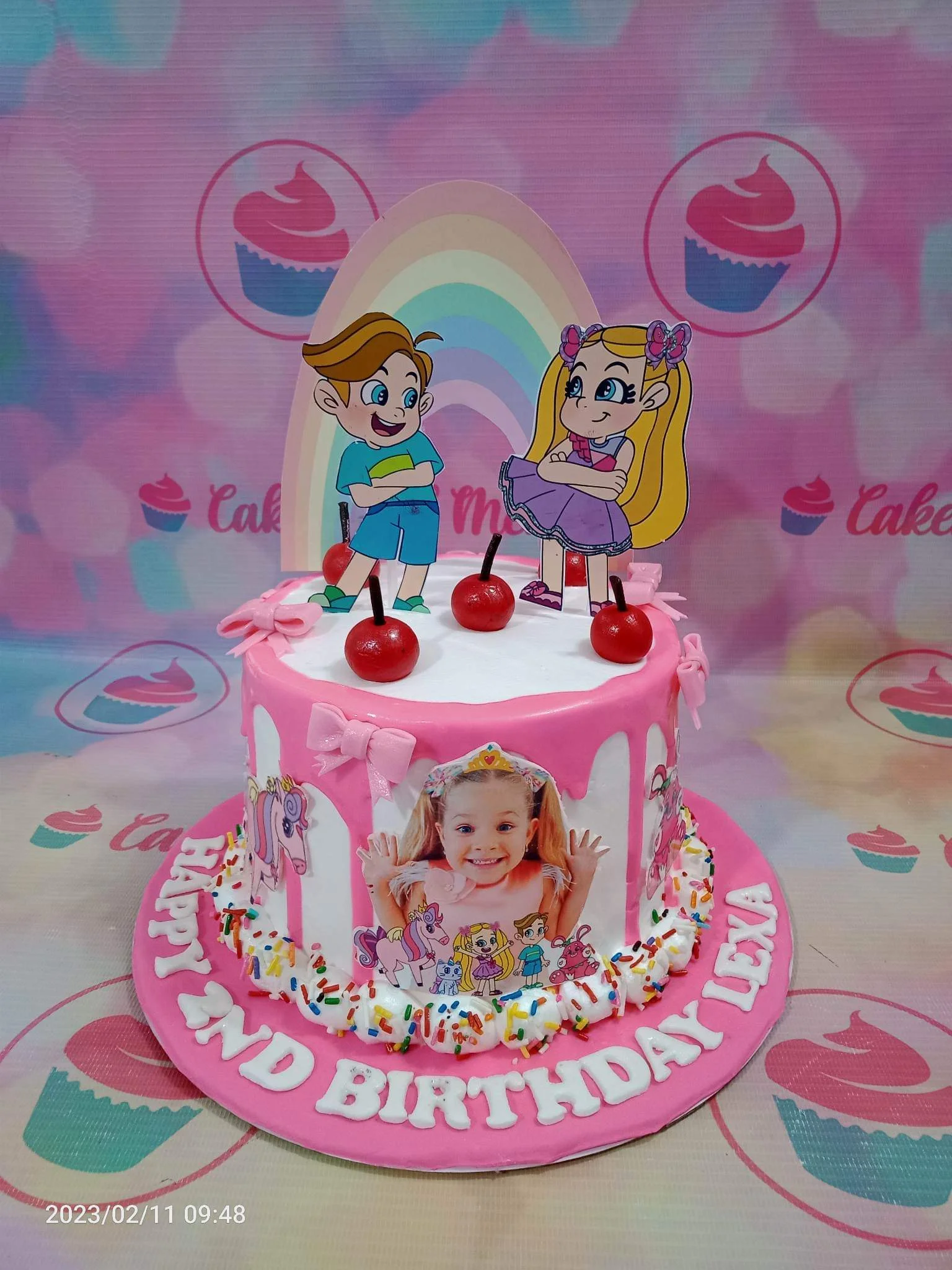 Diana And Roma Cake