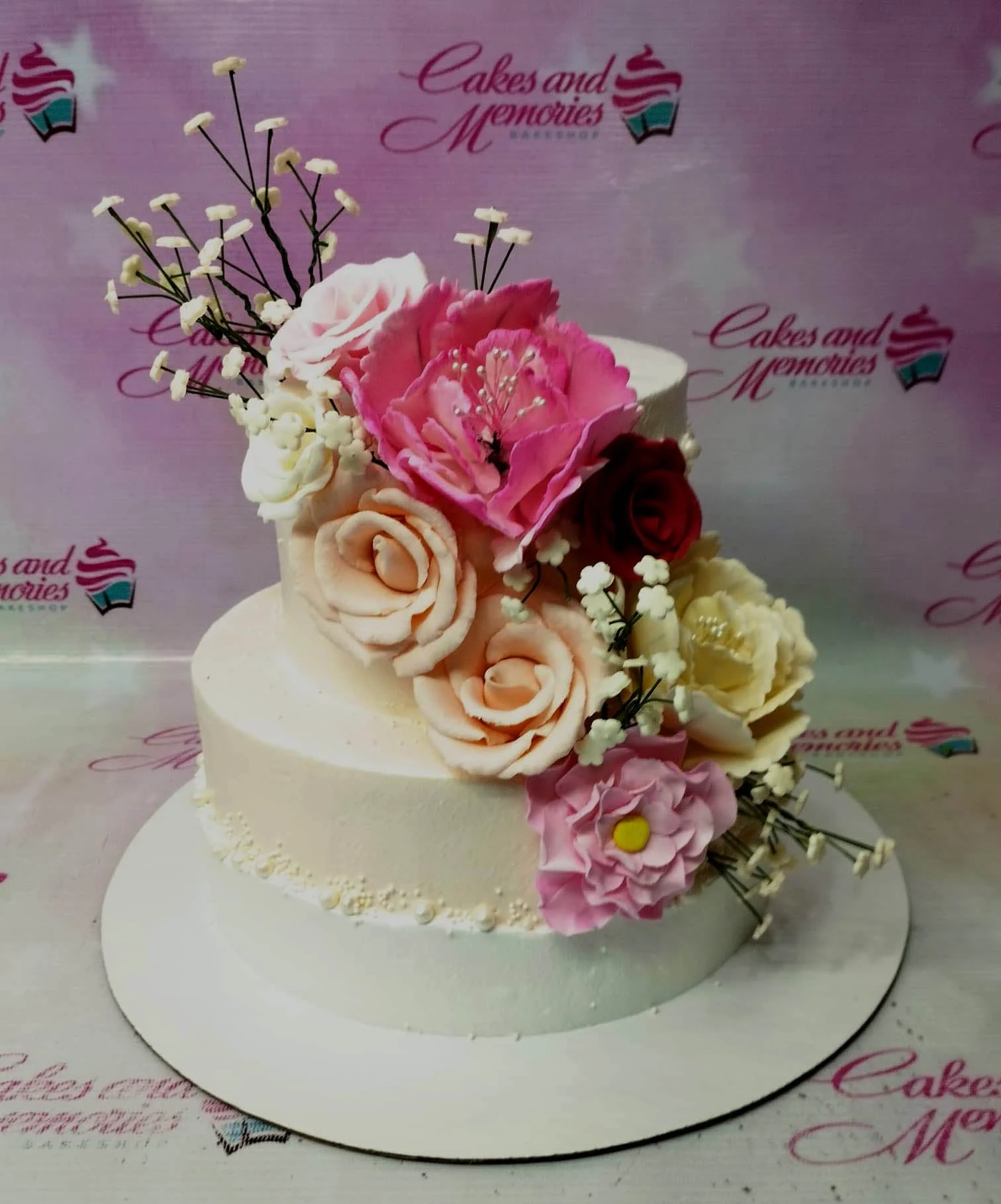 Floral Gundam Cake Design