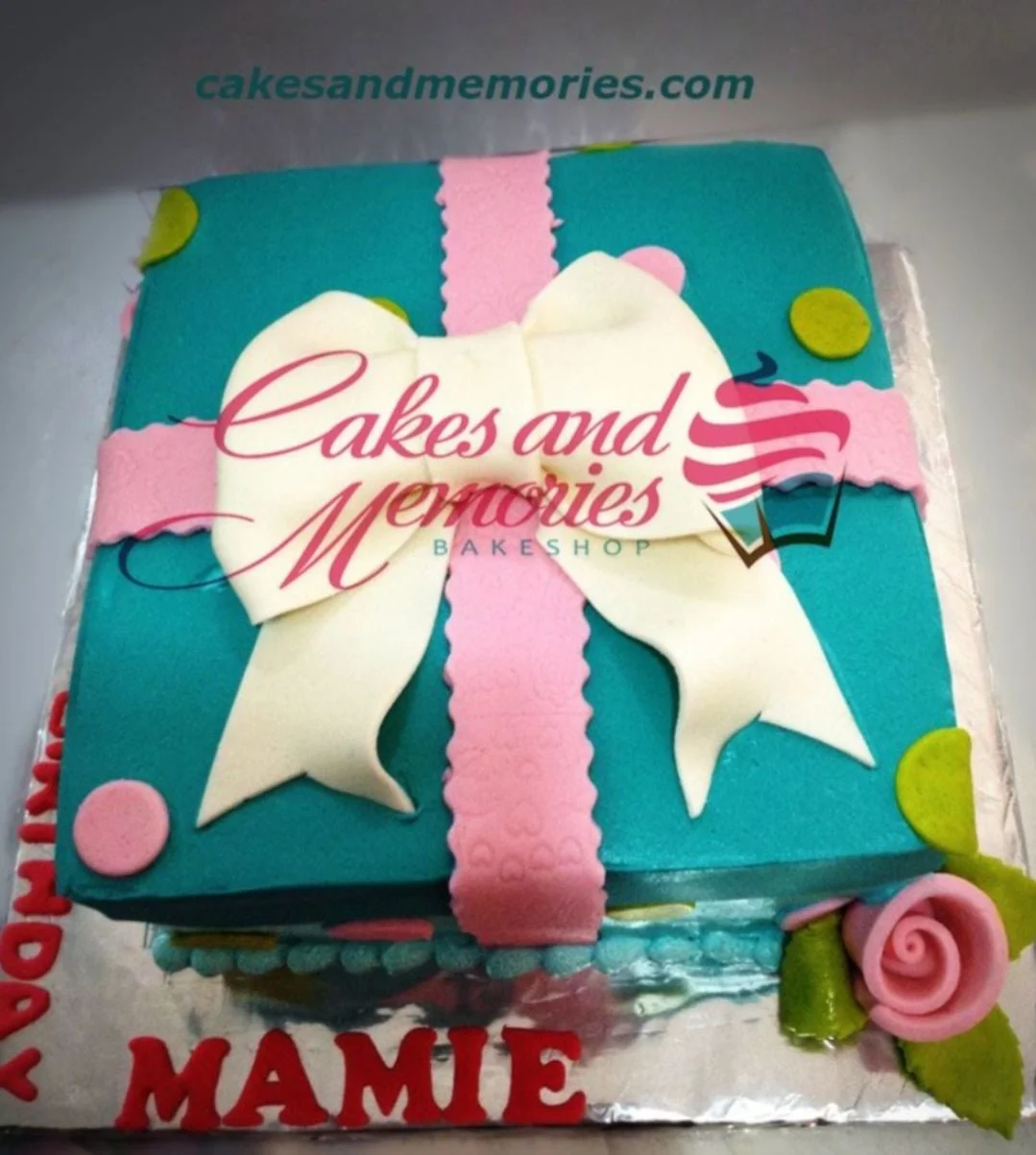 Gift Box Boxing Cake Design