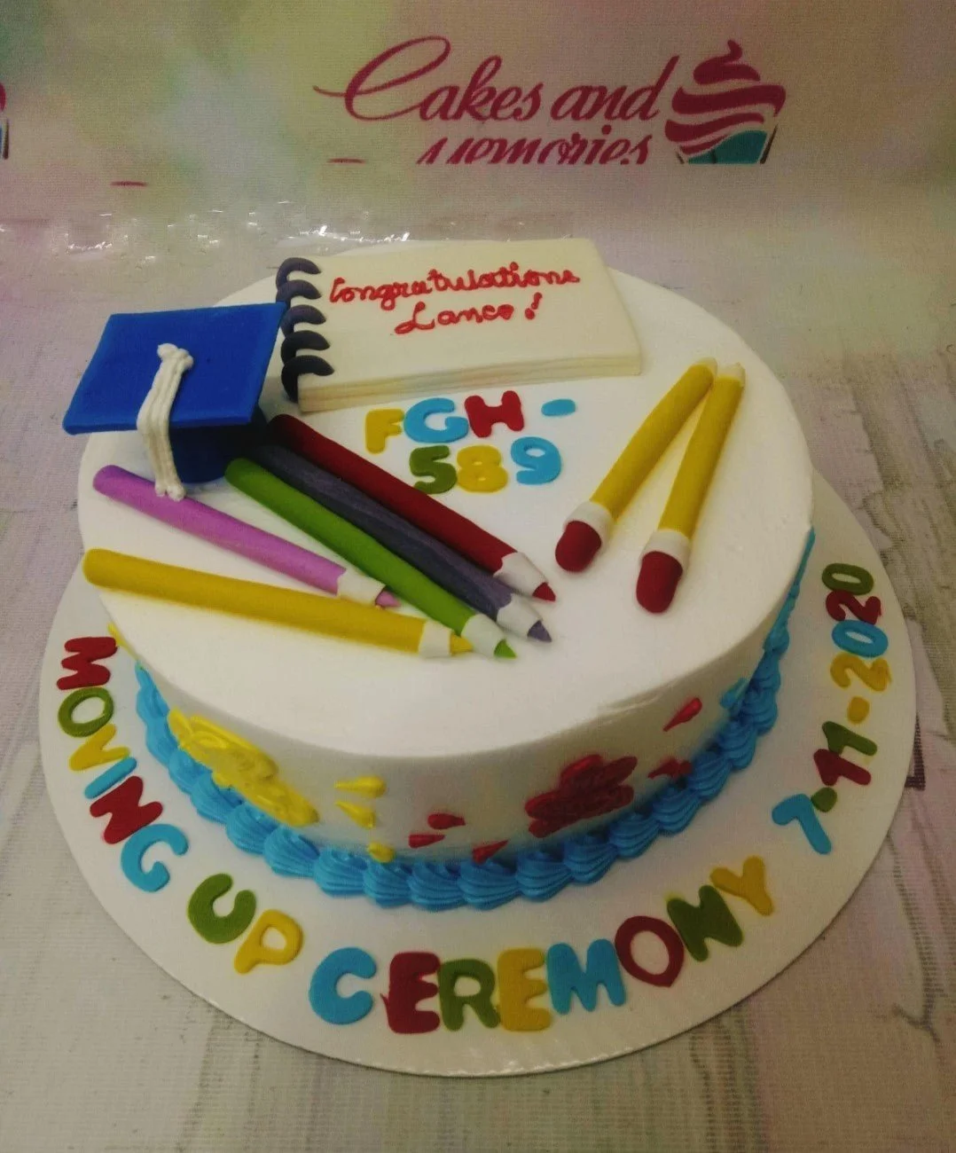 Graduation Letters Num Cake Design