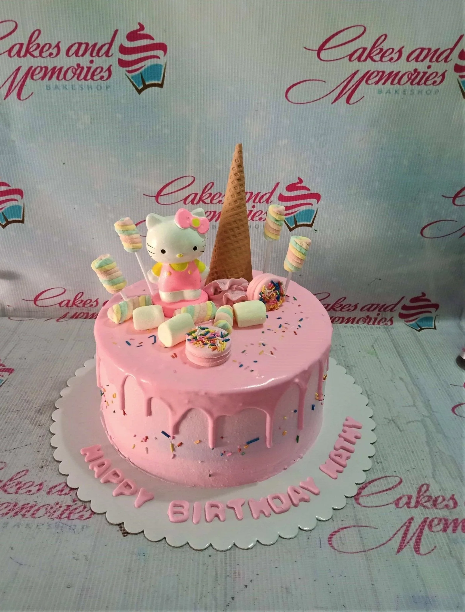 Hello Kitty Cake