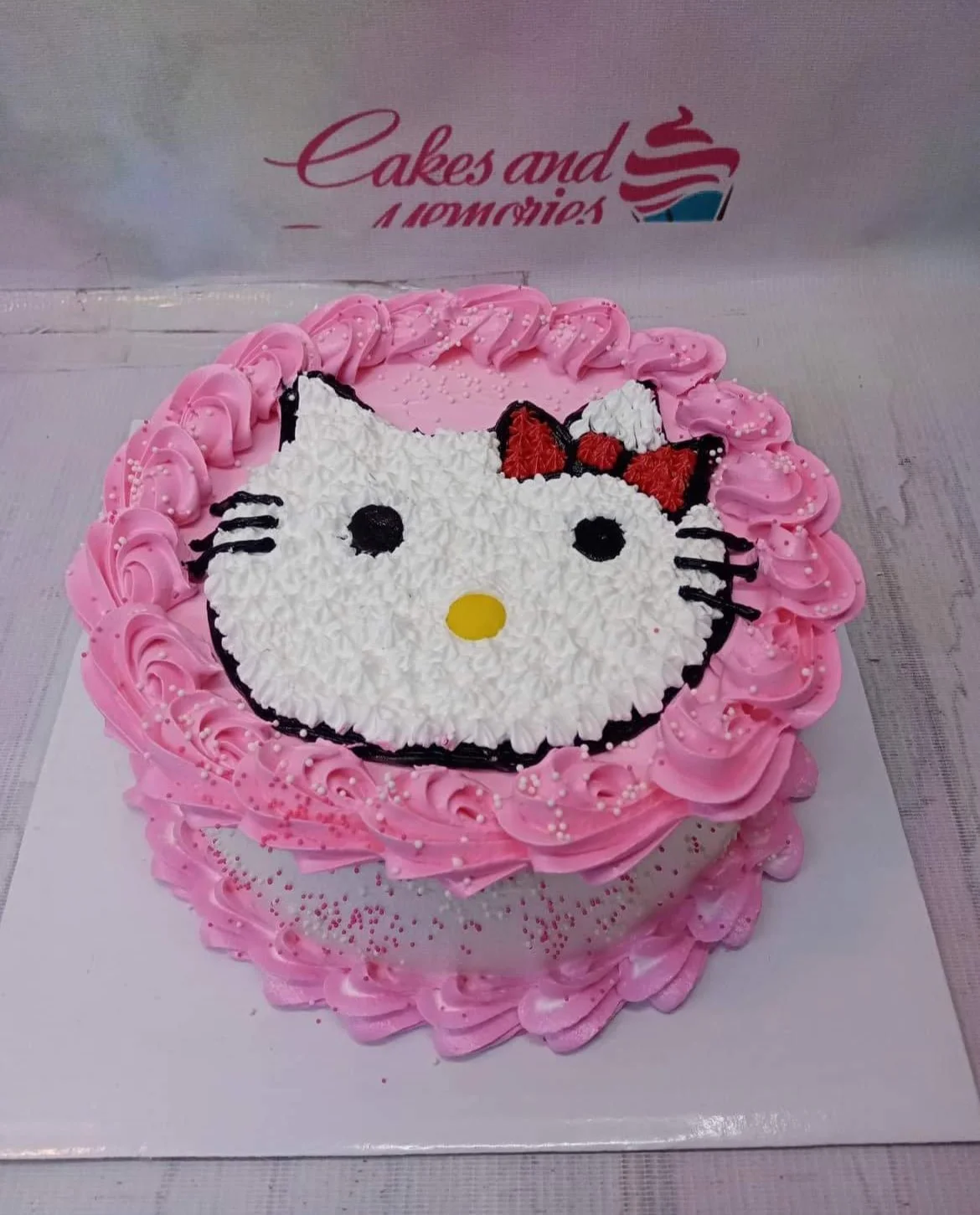 Hello Kitty Cake