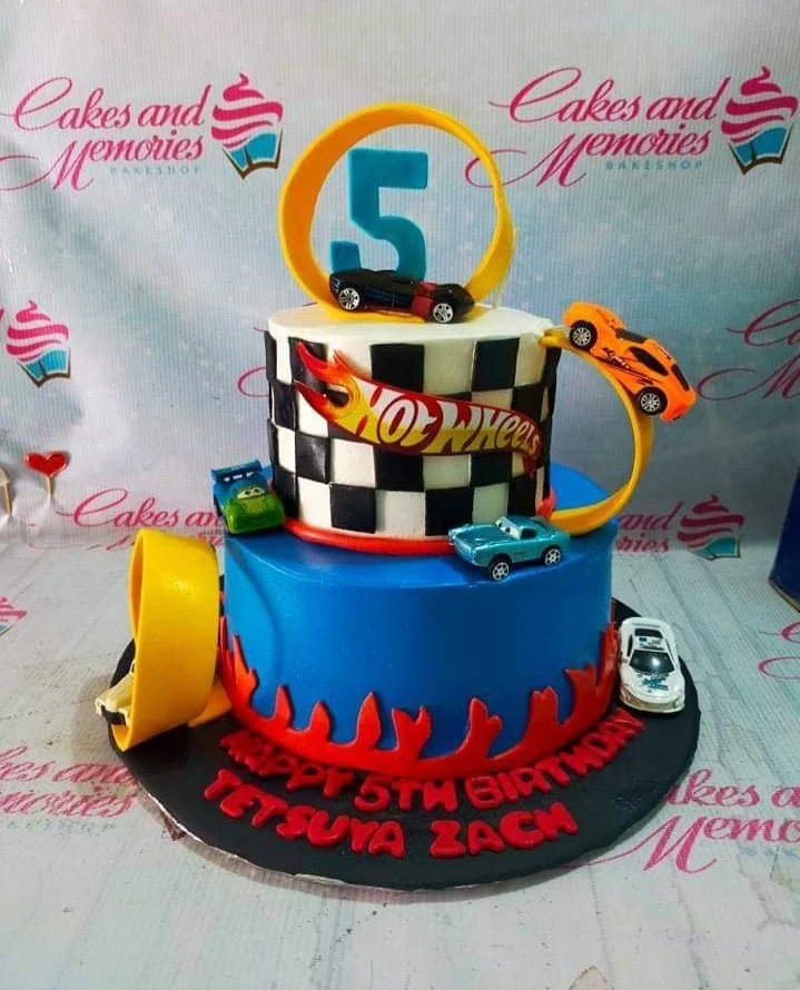 Hot Wheels Cake