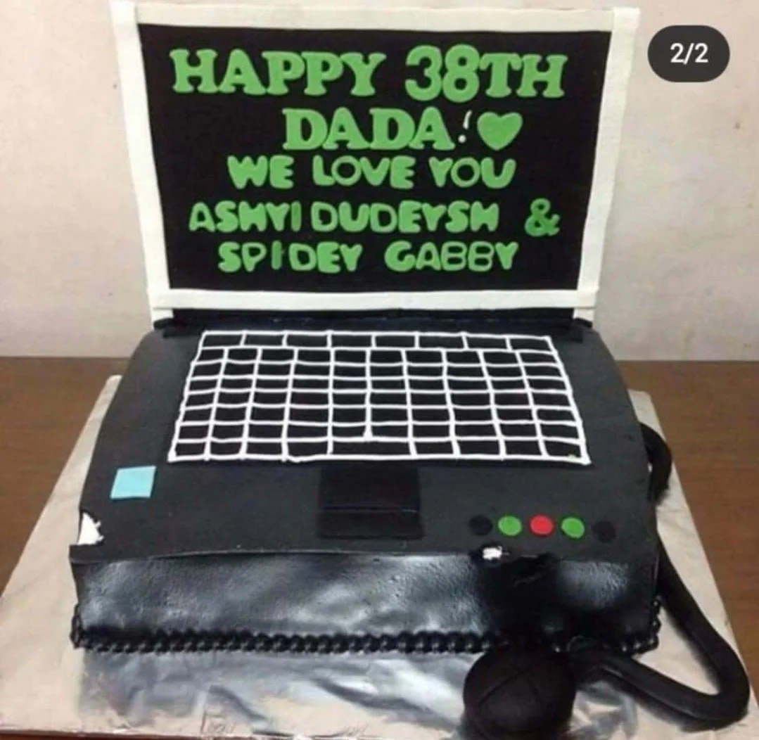 Laptop X-Men Cake Design