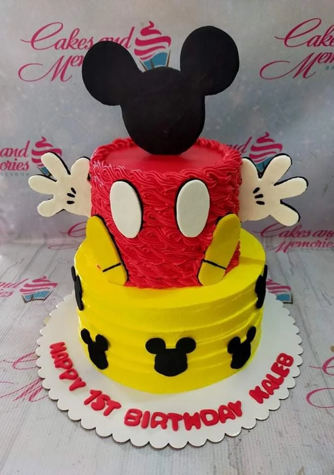Mickey Mouse Top Wing Cake Design