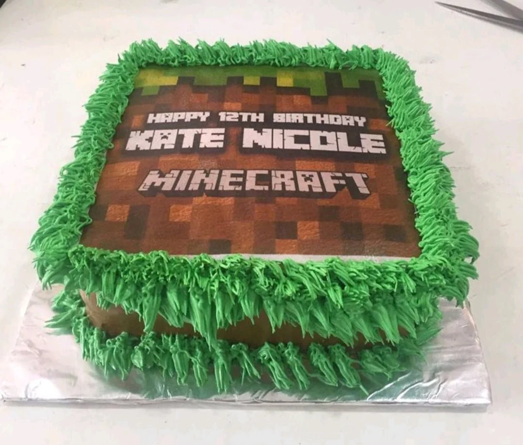 Minecraft Cake