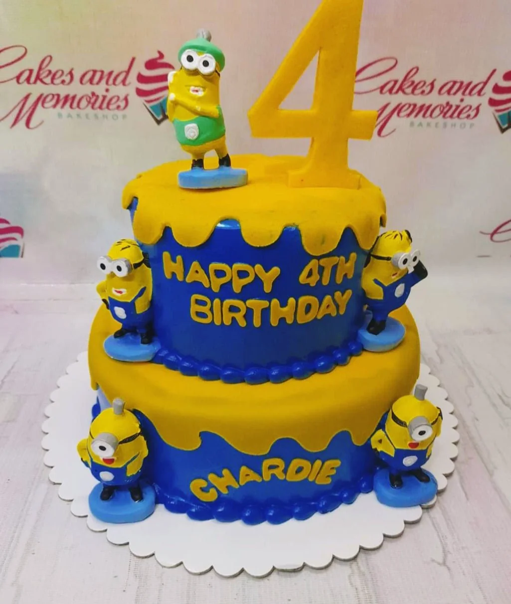 Minions Cake
