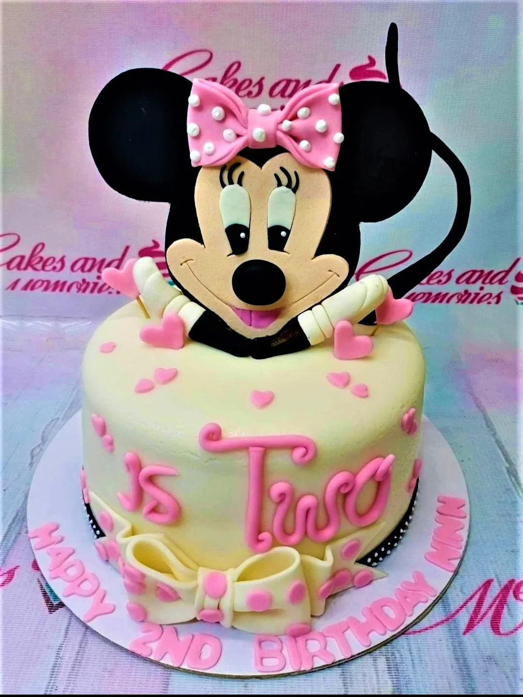 Minnie Mouse Cake