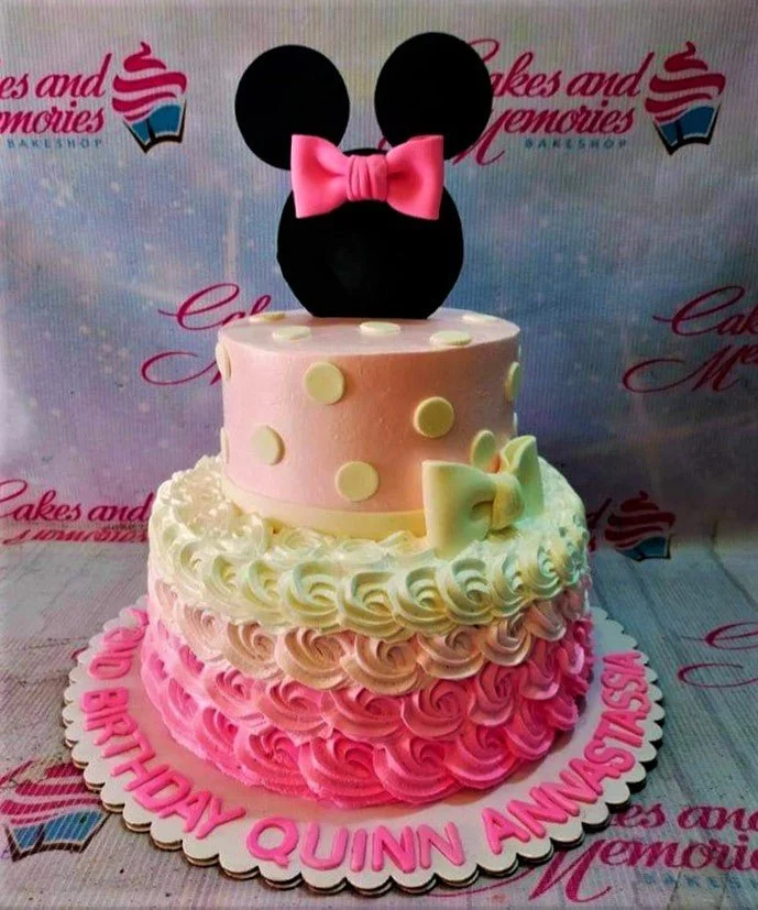 Minnie Mouse Cake