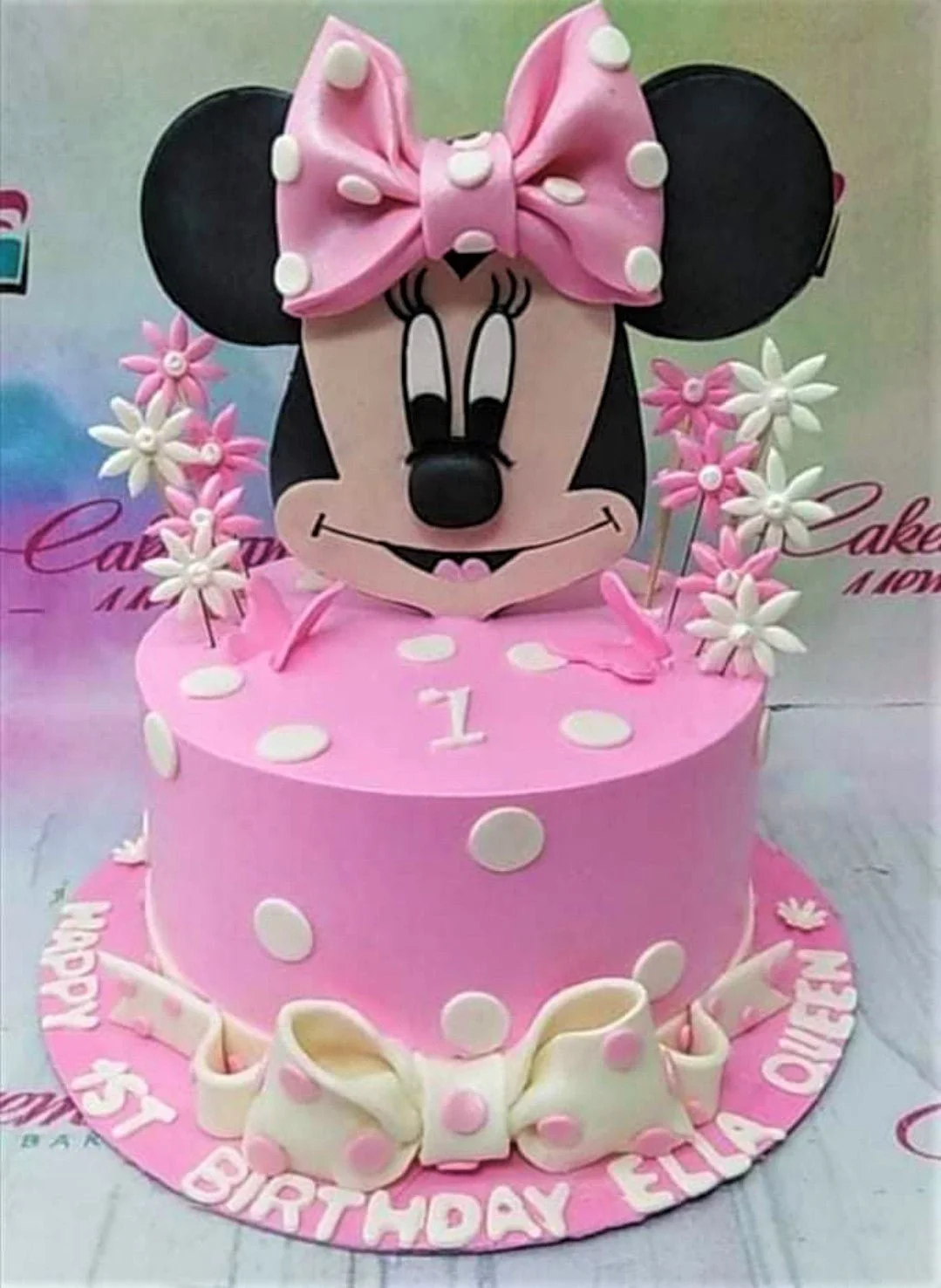 Minnie Mouse Cake