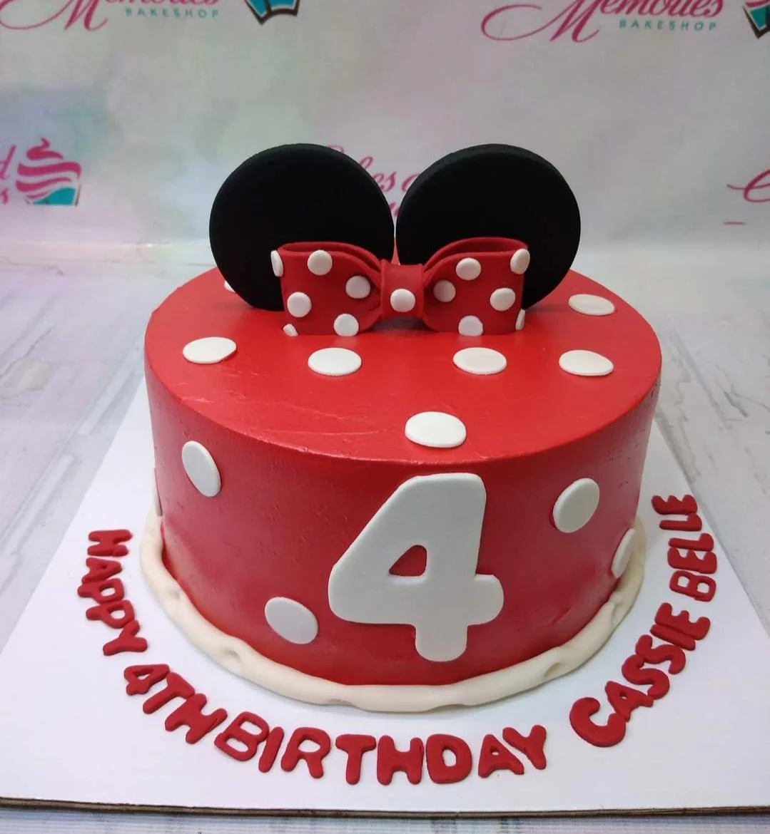 Minnie Mouse Cake