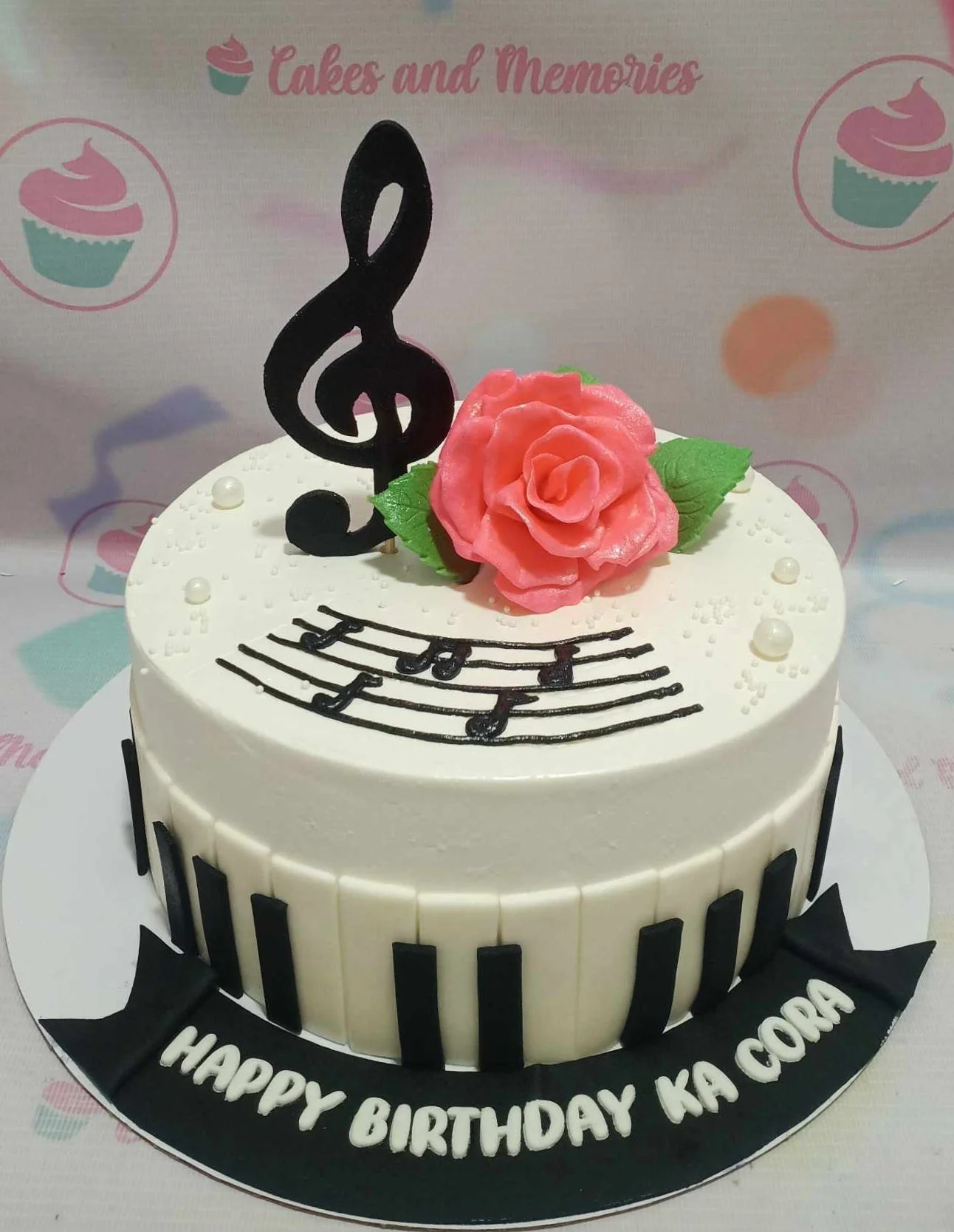 Music Piano Cake