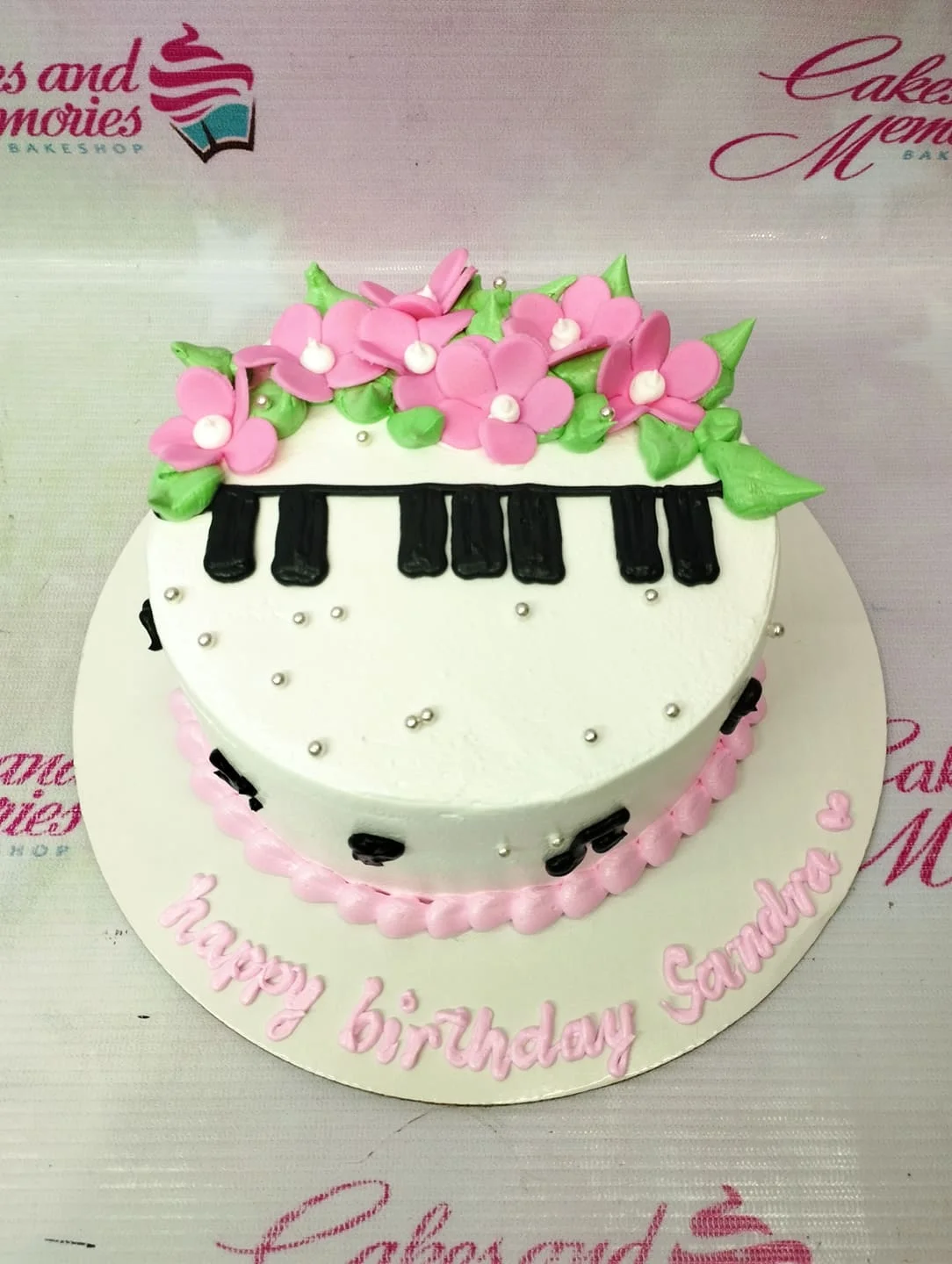 Piano Music Cake