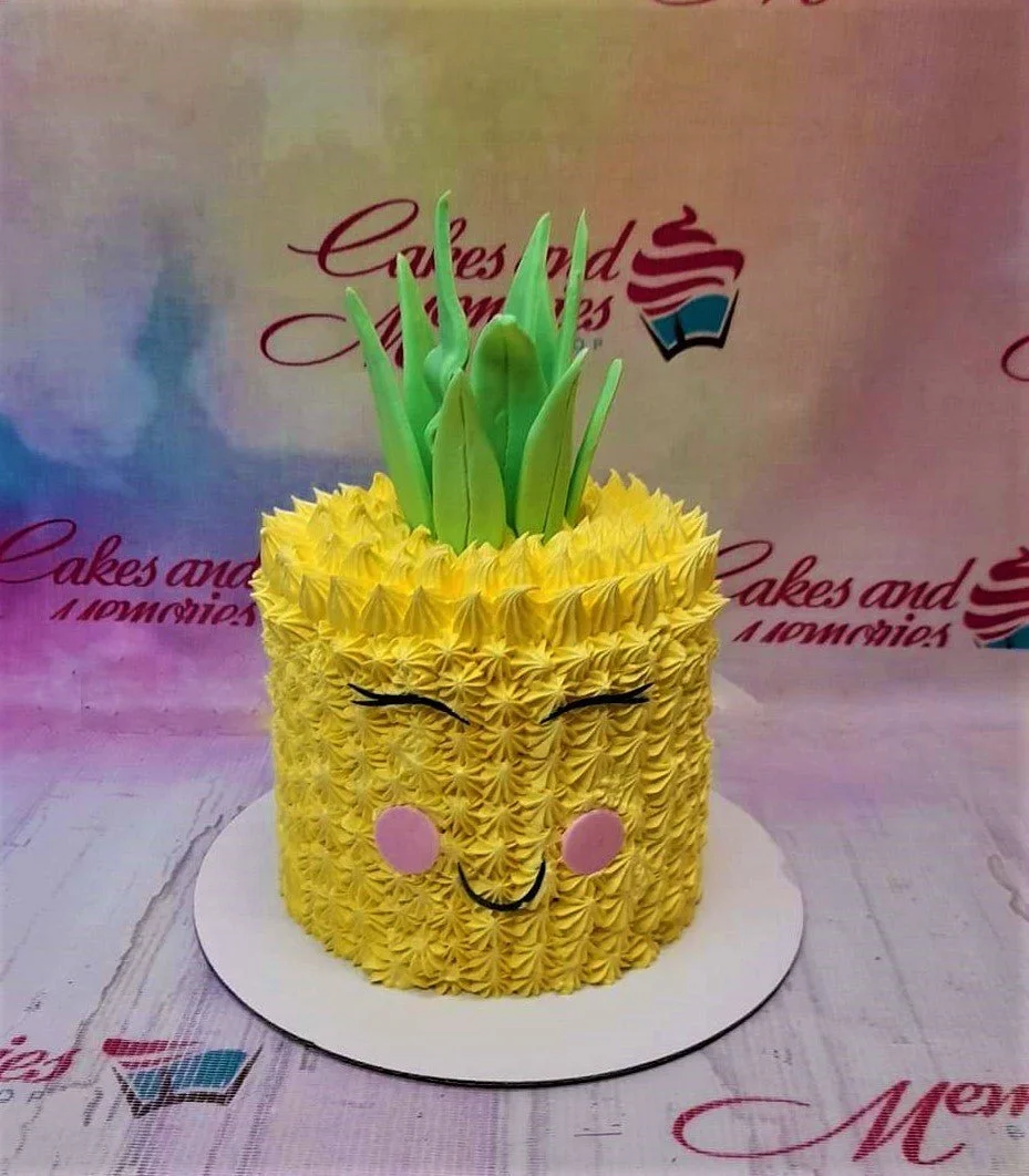 Pineapple Smiling Critters Cake Design