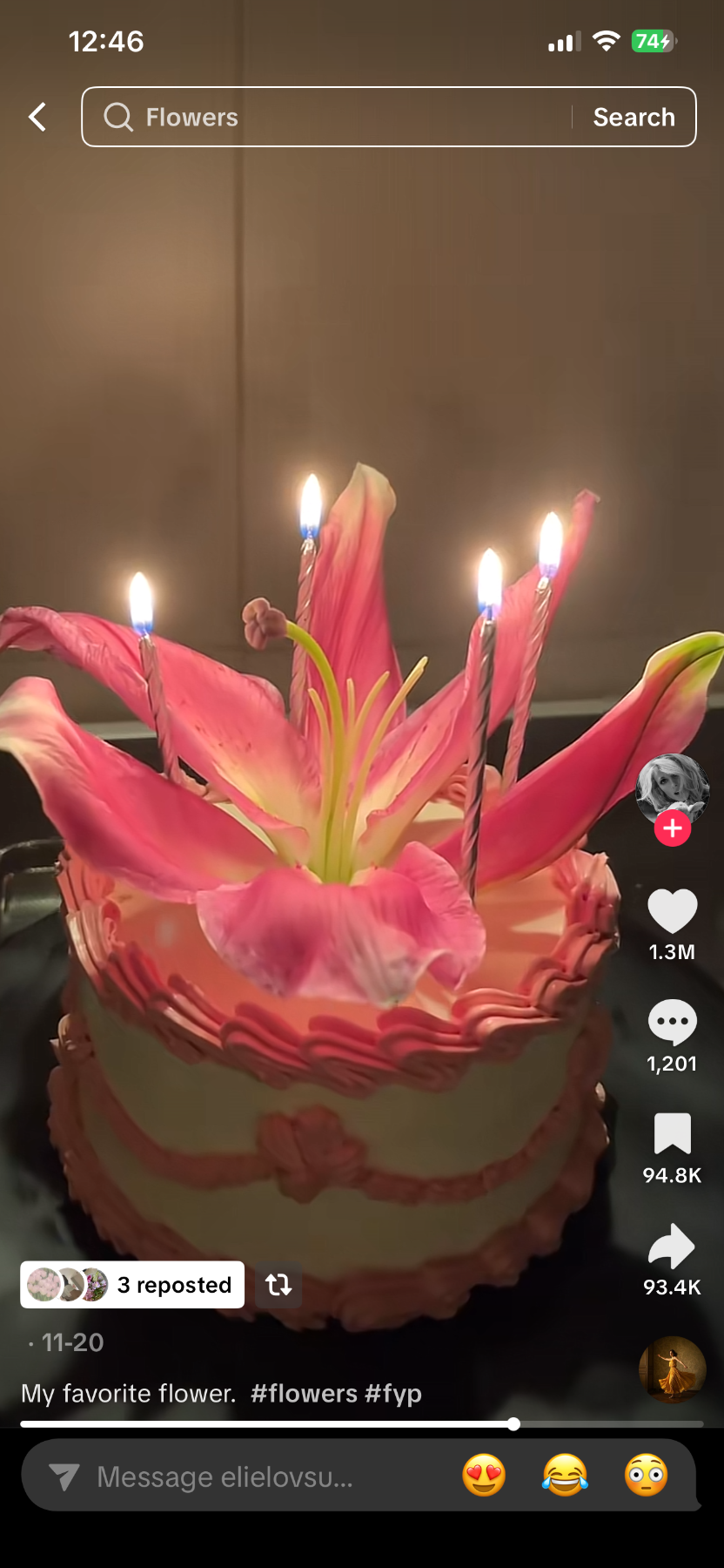 Pink Lily 1 Tier - cream, pink theme with large pink lily flower Pink Lily 1 Tier - cream, pink theme with large pink lily flower