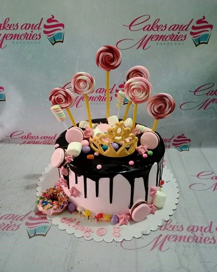 Princess Drip Donuts Macarons Cake Design