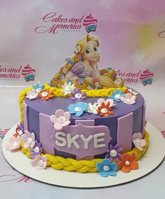Rapunzel Cake