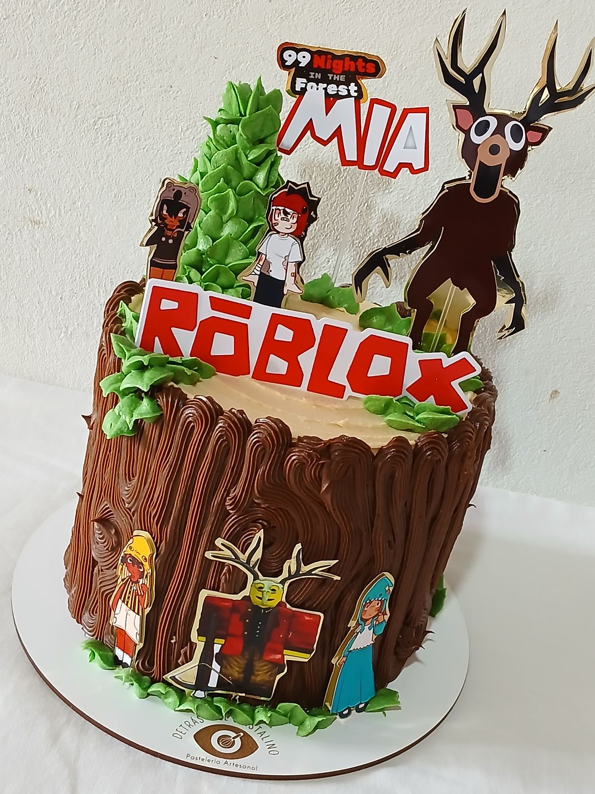 Roblox forest 1 Tier - green theme with 99 Nights in the Forest MIA topper and green icing tree Roblox forest 1 Tier - green theme with 99 Nights in the Forest MIA topper and green icing tree