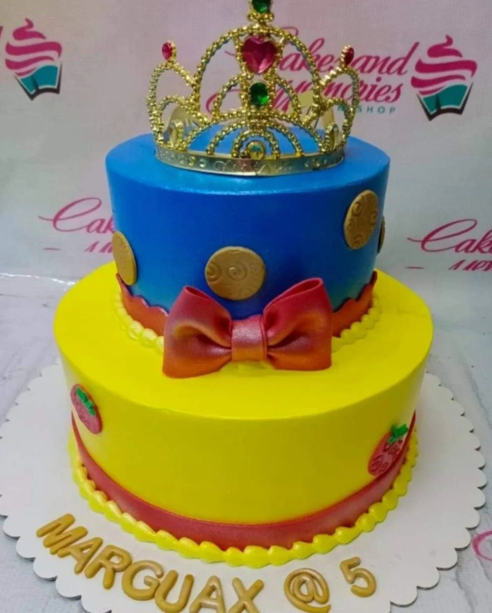 Snow White Cake