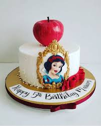 Snow White Cake