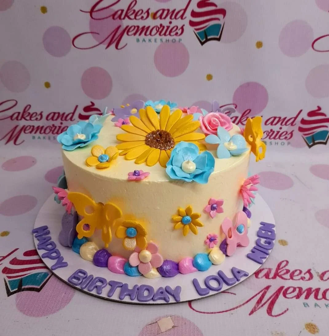 Sunflower Floral Dream Catcher Cake Design