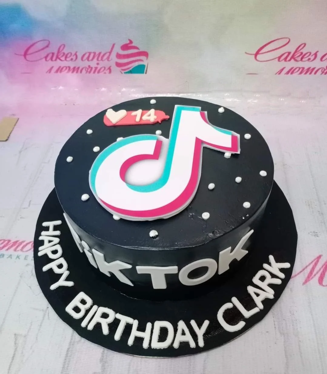 Tiktok Cake