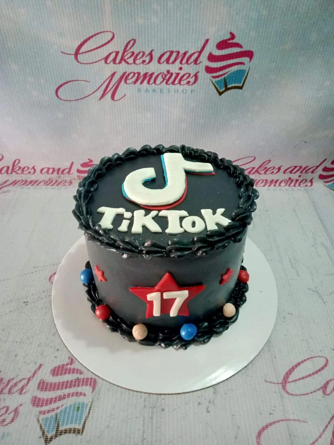 Tiktok Cake
