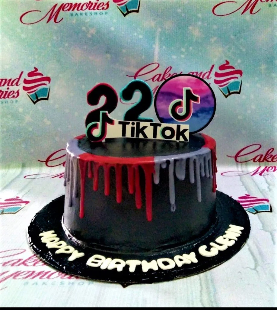 Tiktok Cake