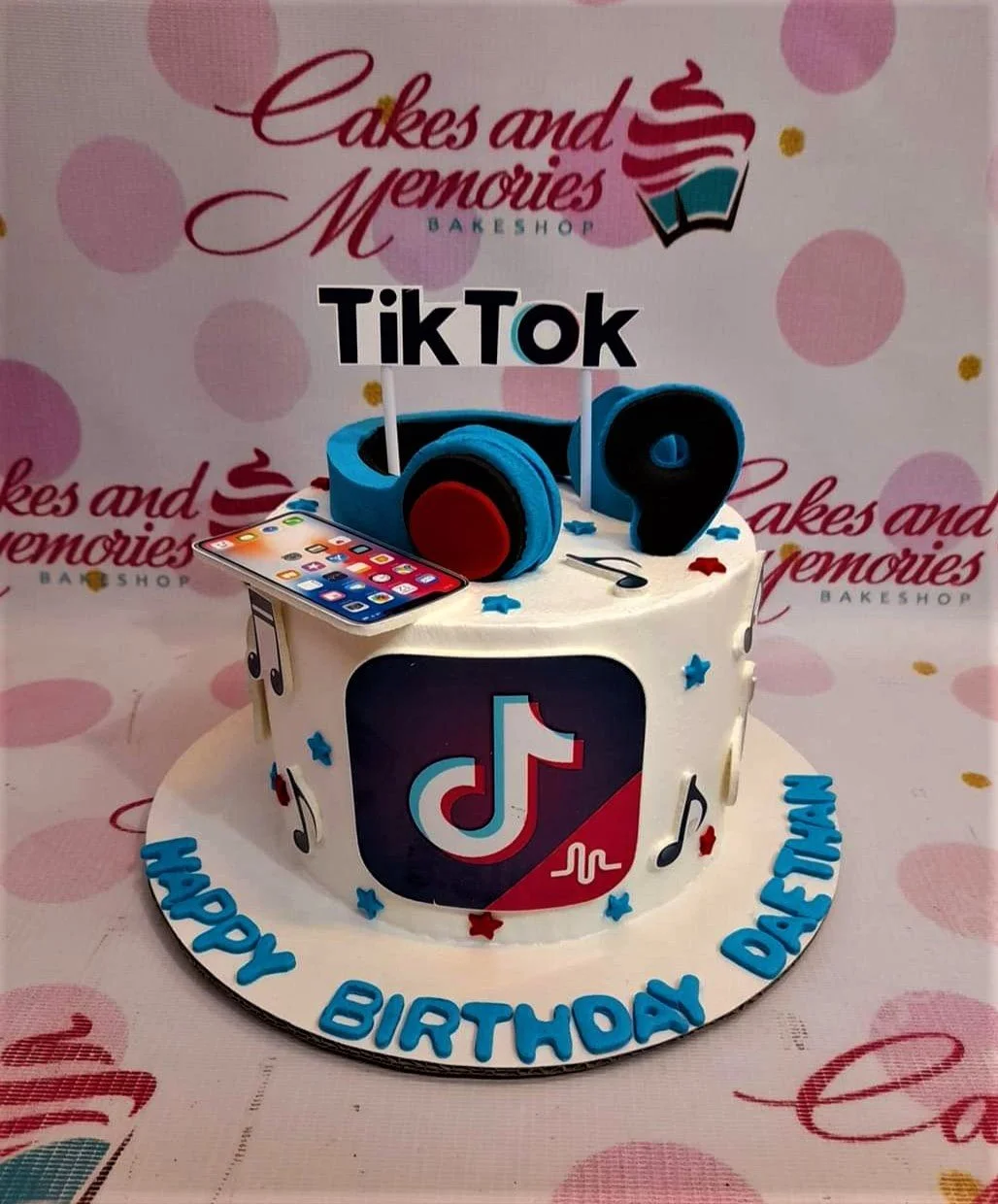Tiktok Cake