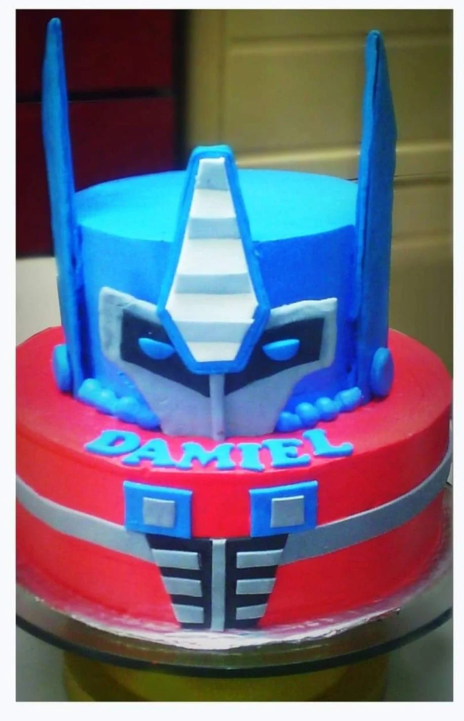 Transformers Optimus Prime Chess Cake Design