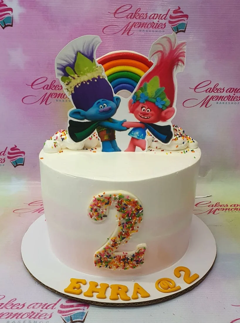 Trolls Cake