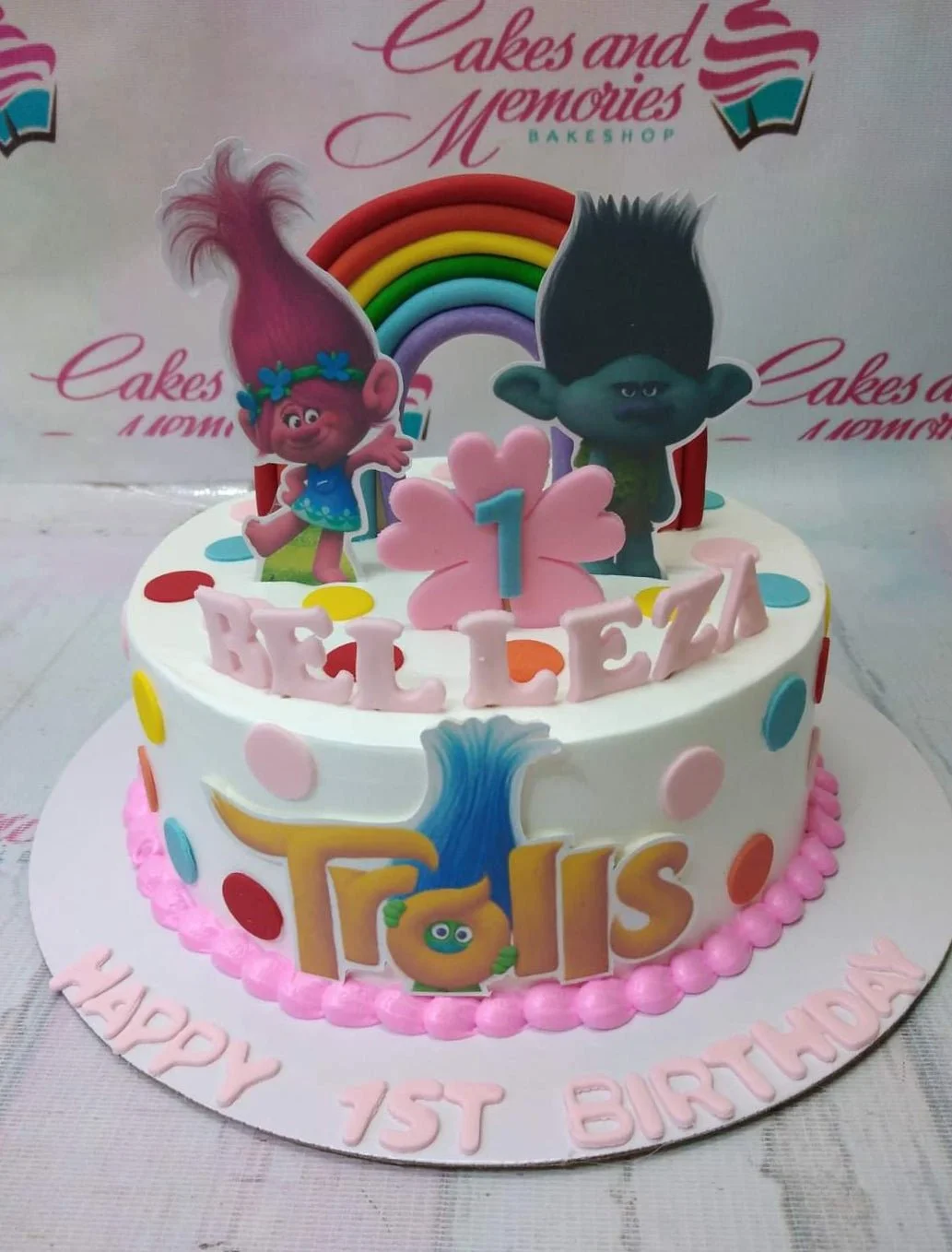 Trolls Cake