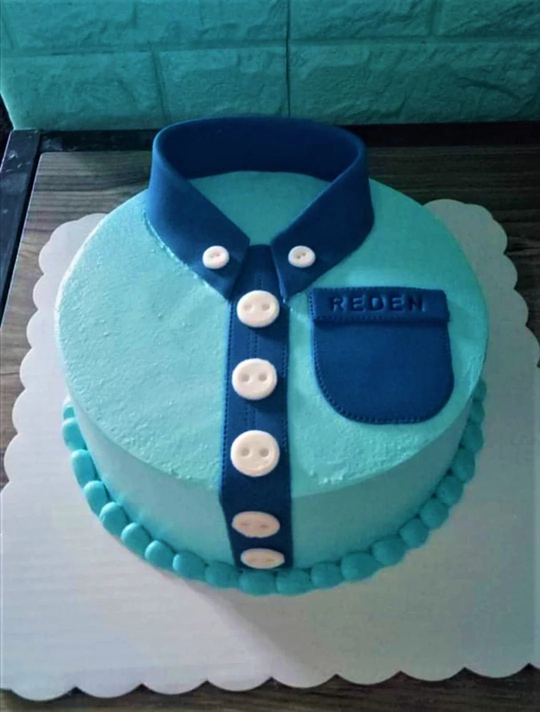 Tuxedo Shirt Pocoyo Cake Design