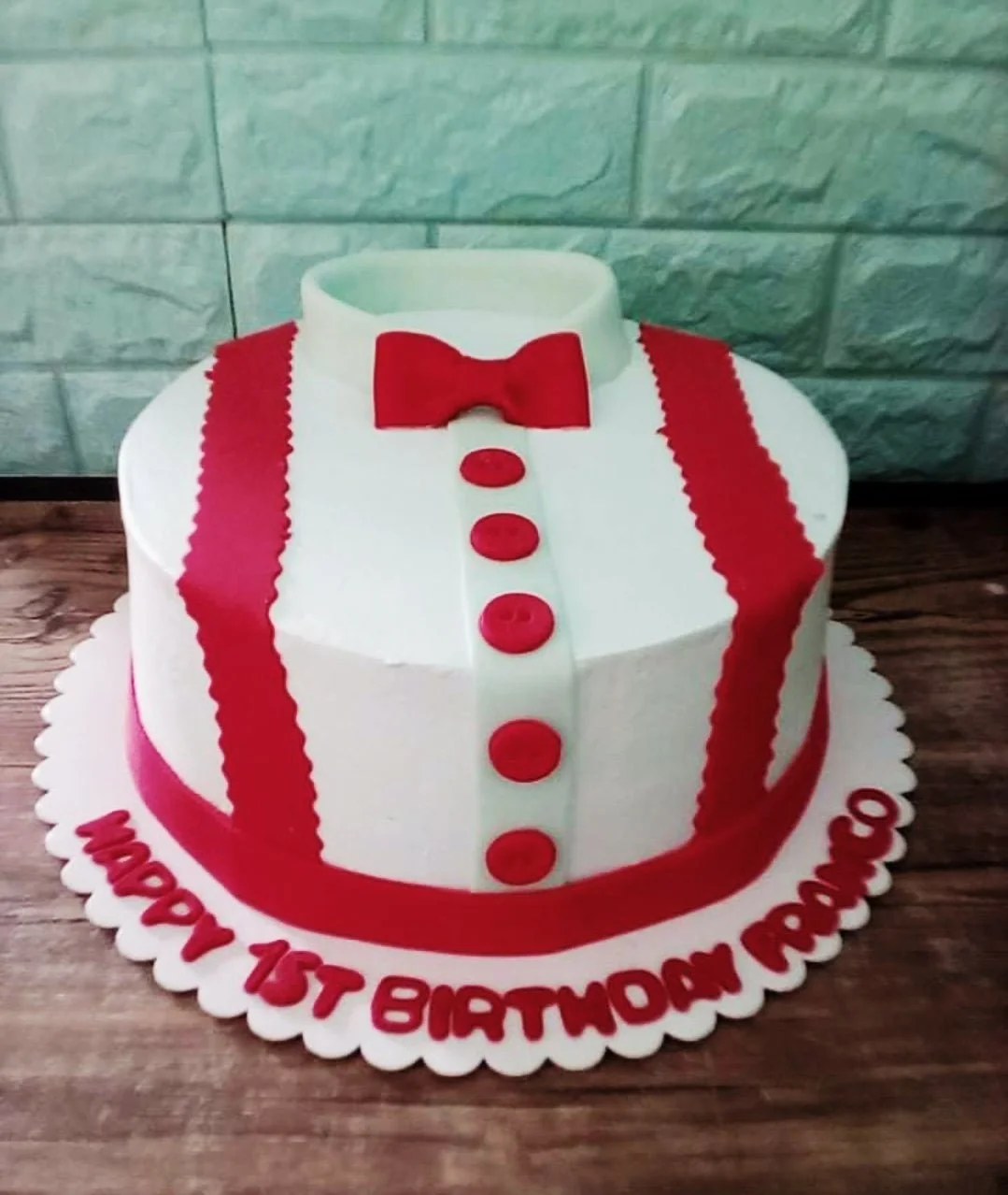 Tuxedo Sushi Cake Design