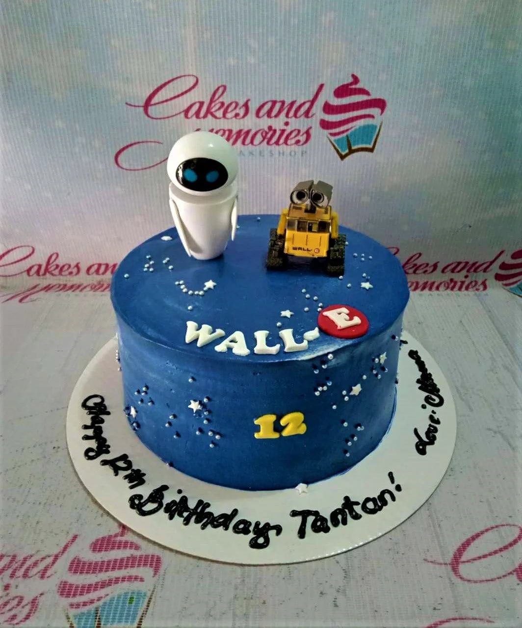 Wall-e Letters Num Cake Design