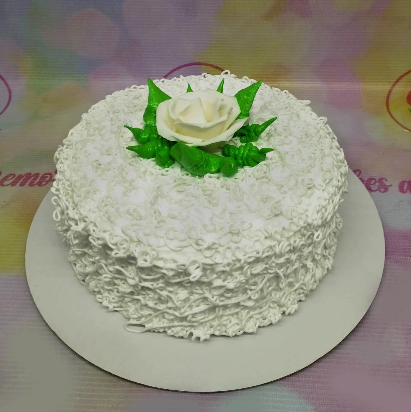 White Rose Minimalist Cake