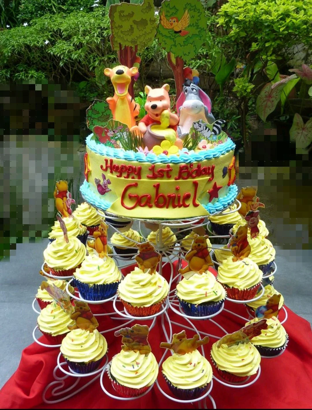Winnie The Pooh Cake