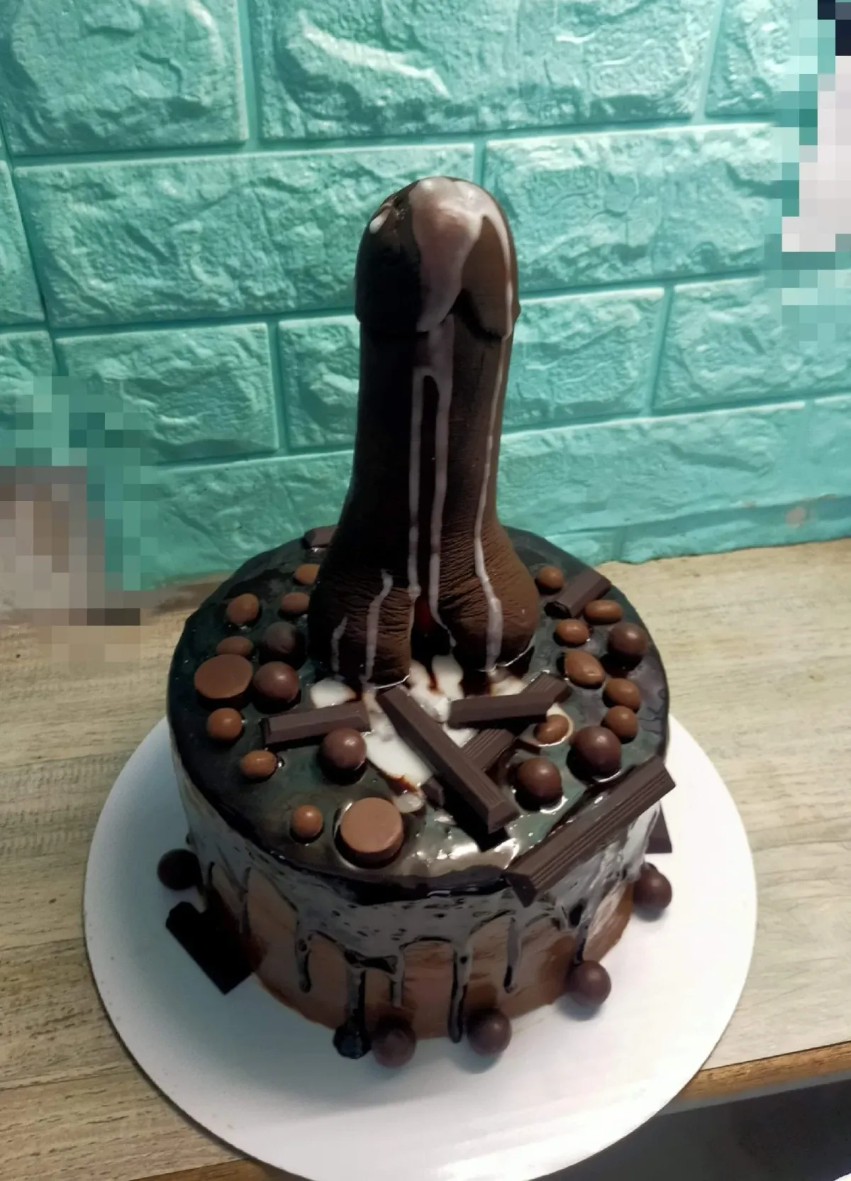 Adult Humor Naughty Cake Design