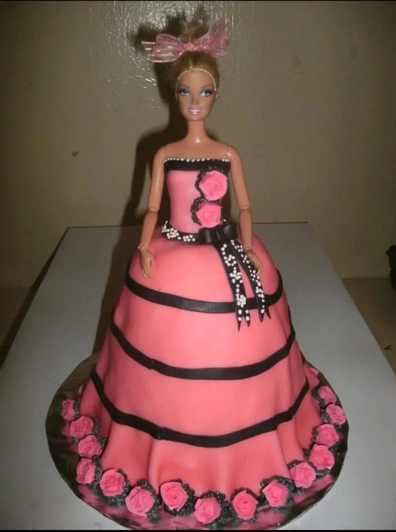 Barbie Cake
