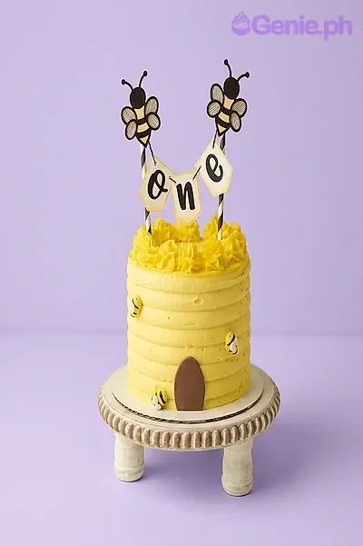 Bee One Yellow Cakes Cake Design