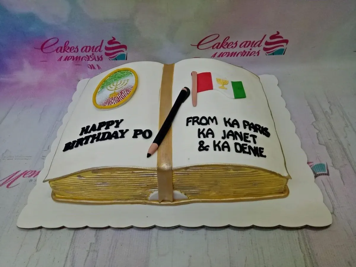 Book Cake
