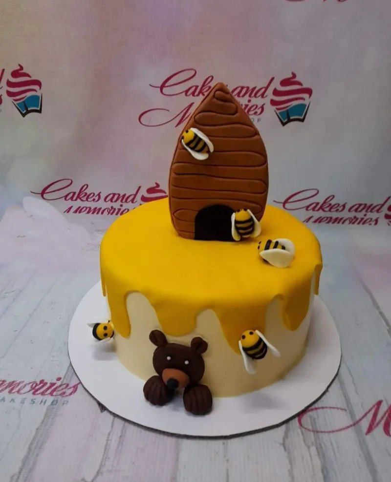 Honey Bee Bear Bugs Cake Design