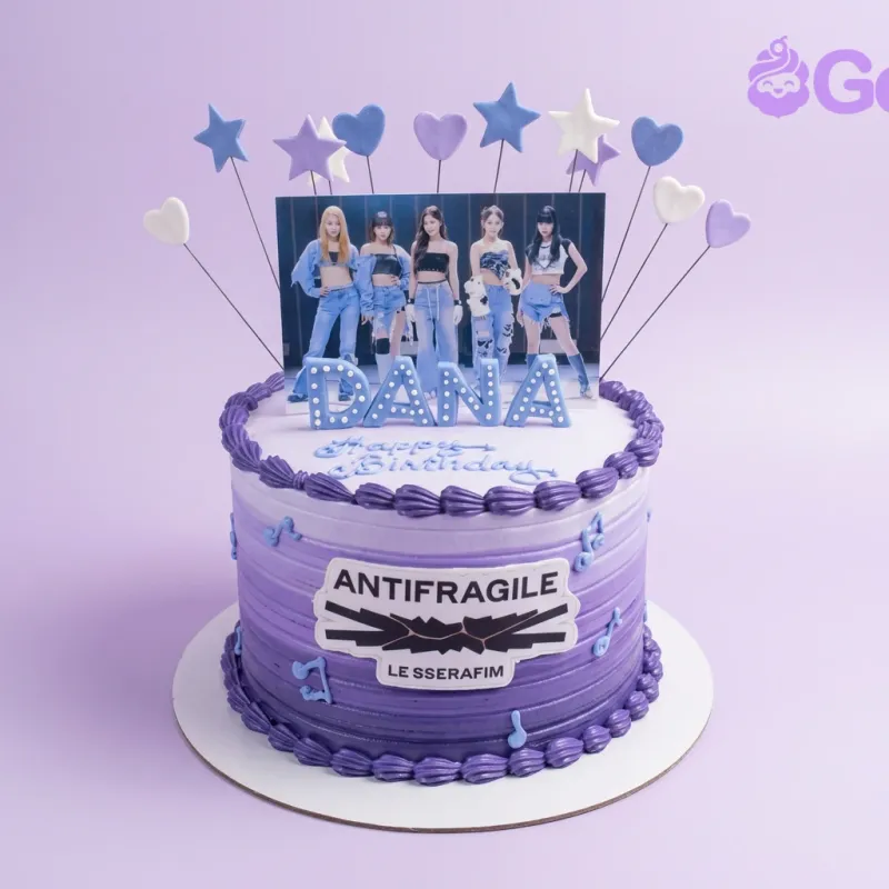 Le Sserafim Kpop Music Cake Design