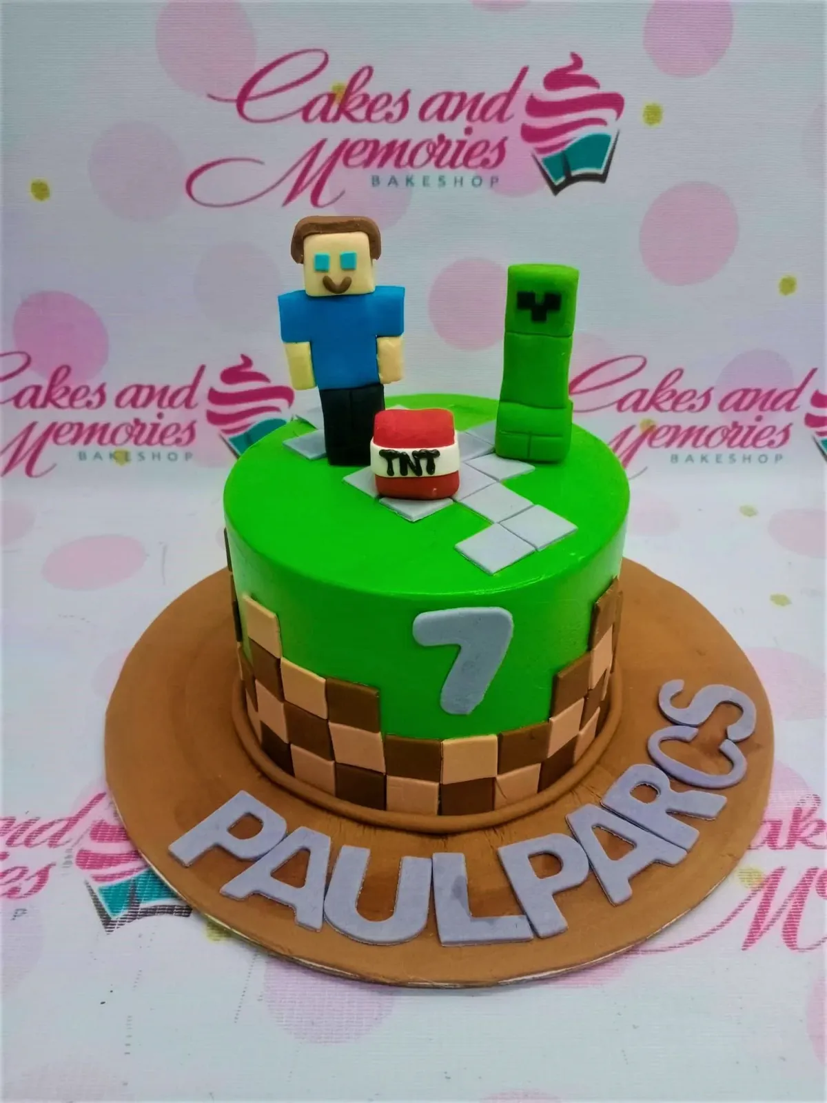 Minecraft Cake